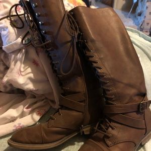 Women’s boots